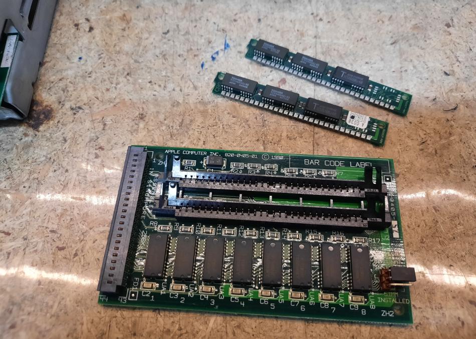 Apple Mac Classic 2 Memory Upgrade