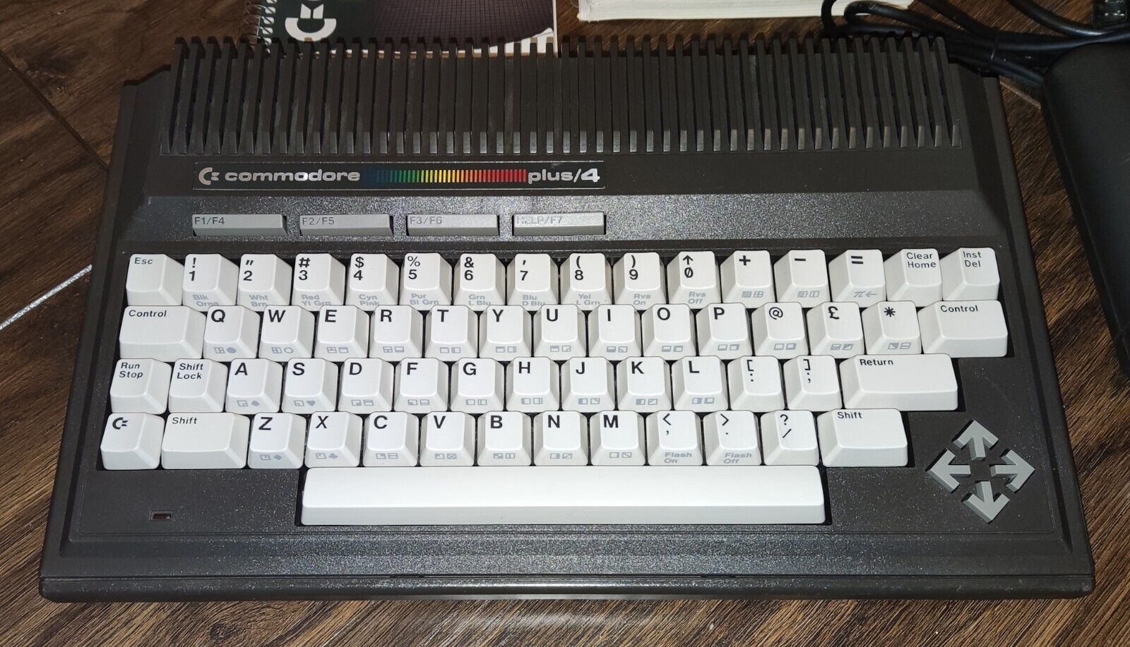 Commodore Plus 4 - Ebay Listing 02
